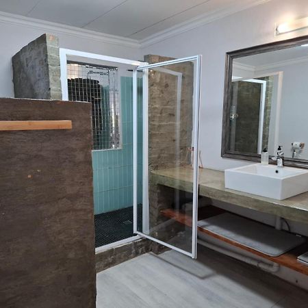 Emmaus Apartment Bloemfontein Eksteriør billede