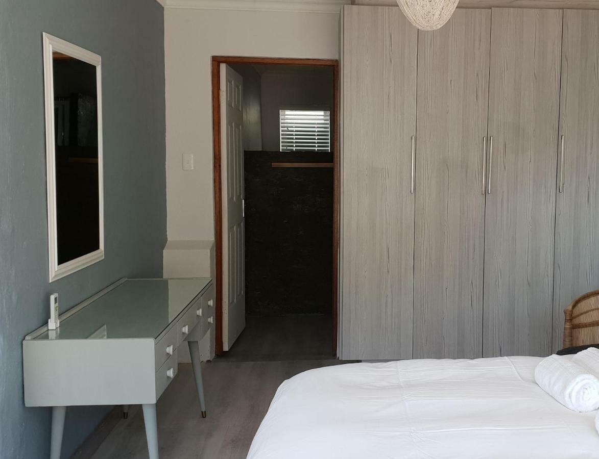 Emmaus Apartment Bloemfontein Eksteriør billede